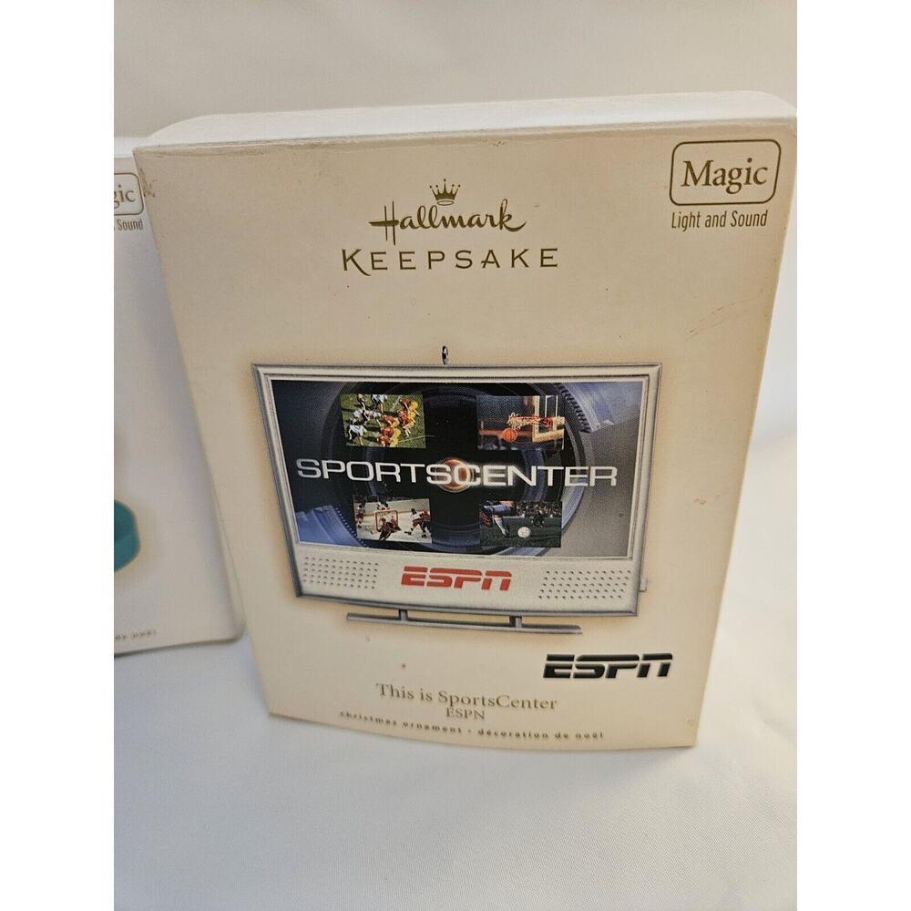 Lot of 3 Hallmark Keepsake ESPN Ornaments, 2007, 2008, 2009 - Picture 5 of 6